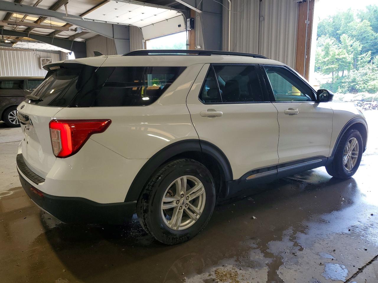 2023 FORD EXPLORER XLT — снимка 3
