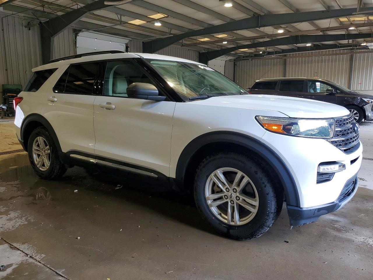 2023 FORD EXPLORER XLT — снимка 4