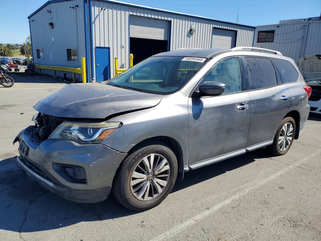2018 NISSAN PATHFINDER S