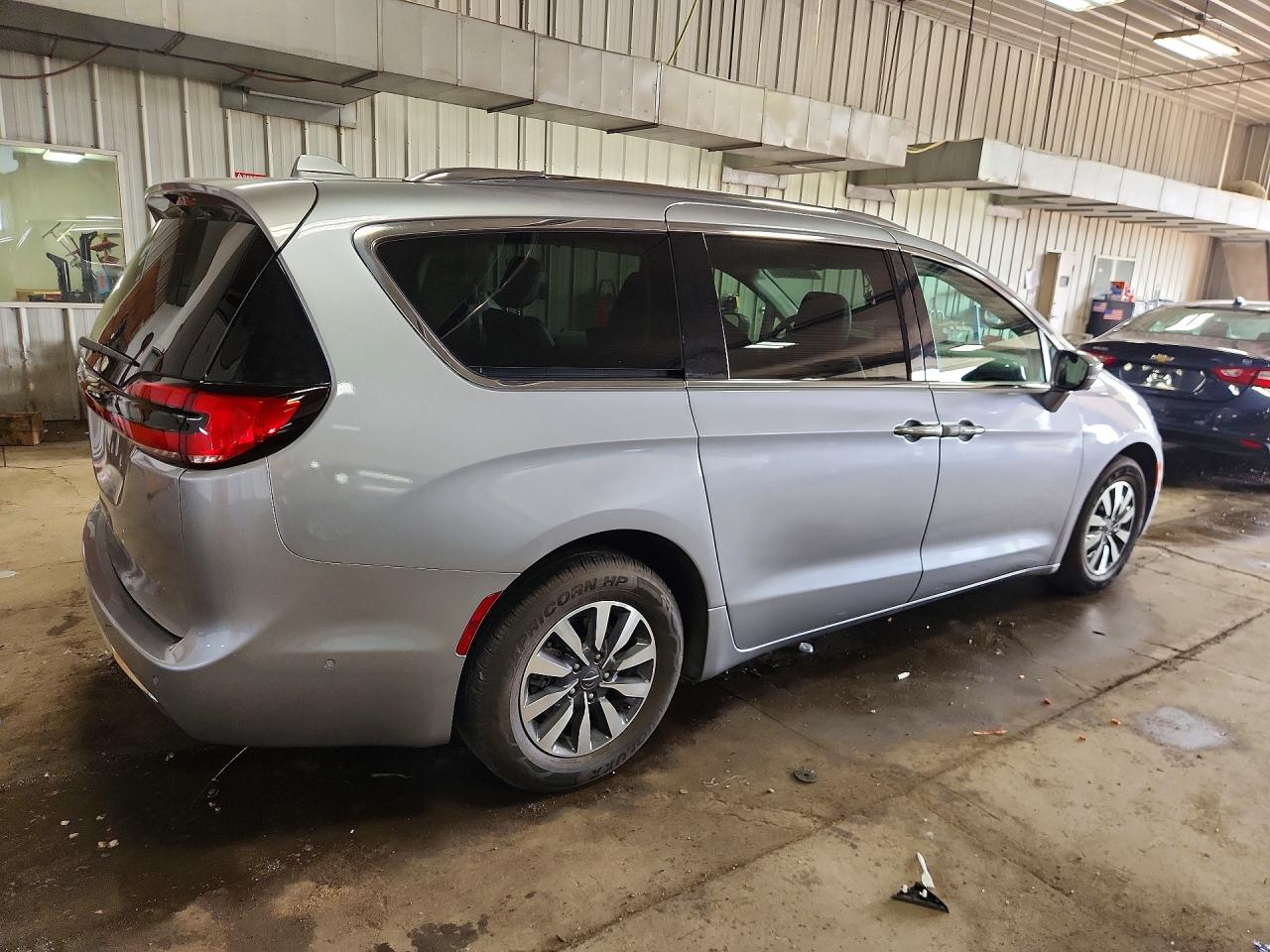 2021 CHRYSLER PACIFICA HYBRID TOURING L — снимка 3