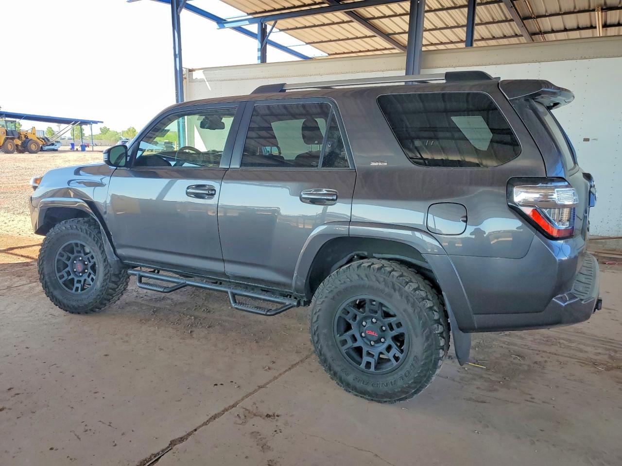 2020 TOYOTA 4RUNNER SR5 — снимка 2