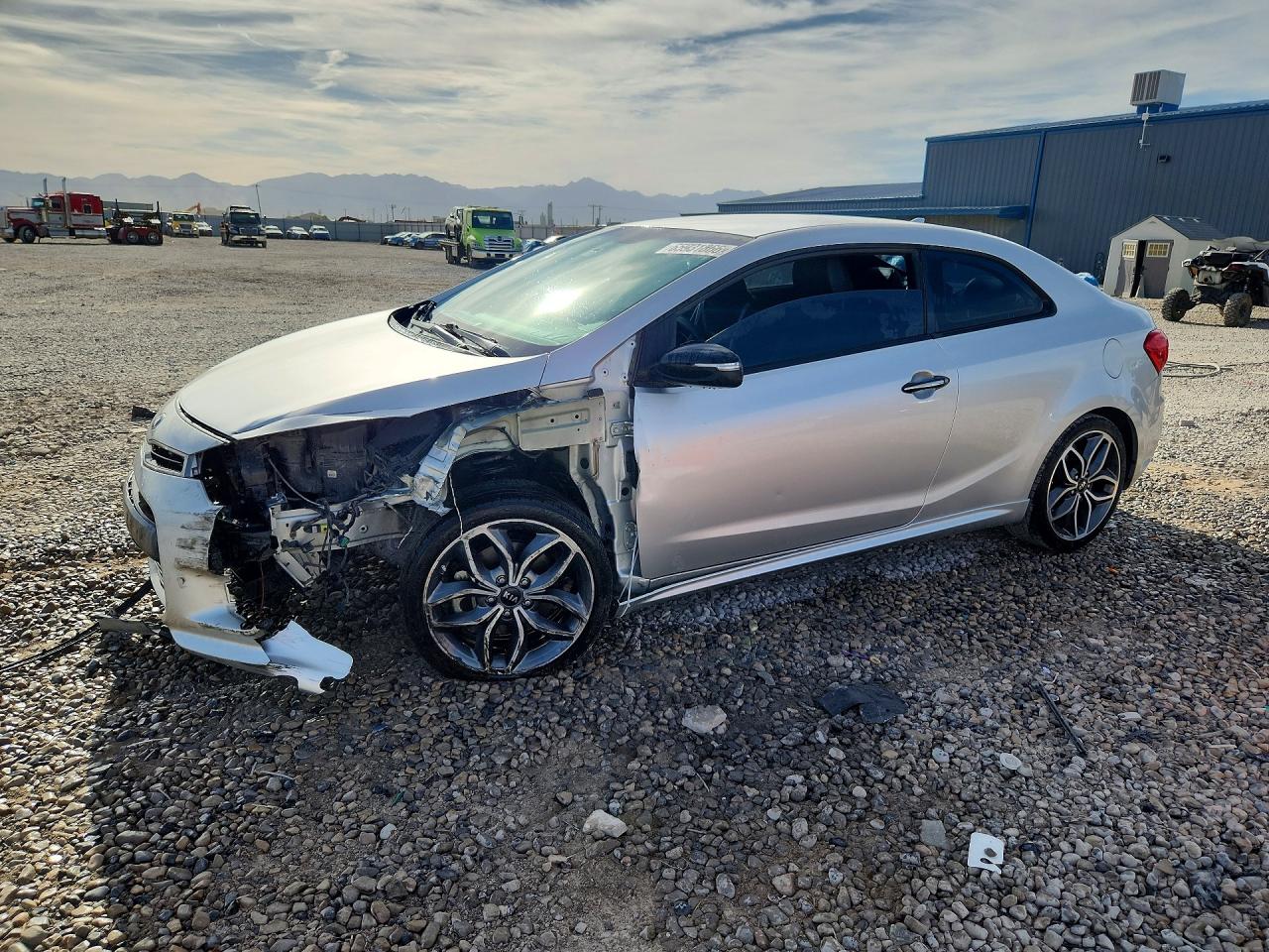 2015 KIA FORTE KOUP SX