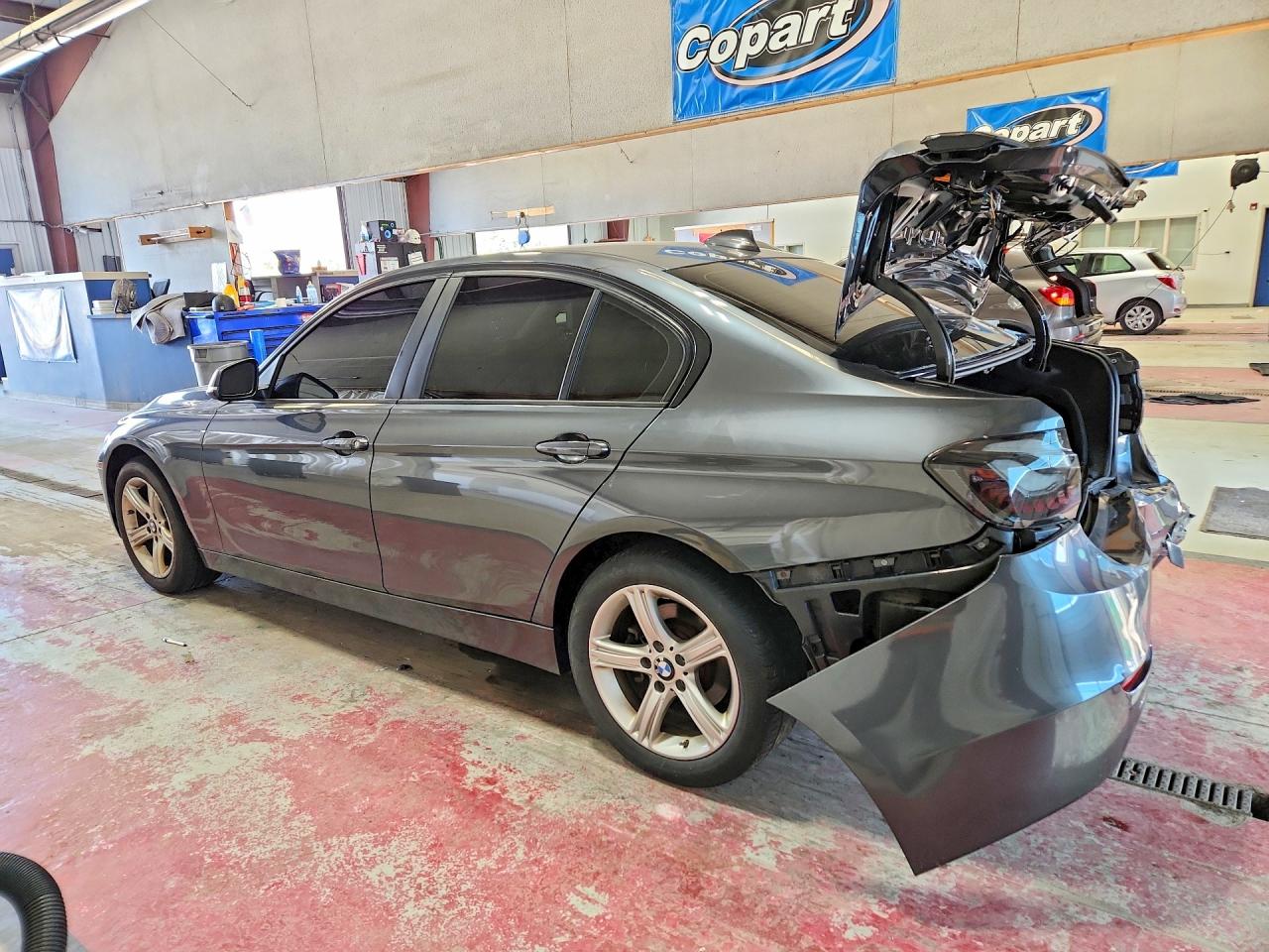 2015 BMW 328 XI — снимка 2