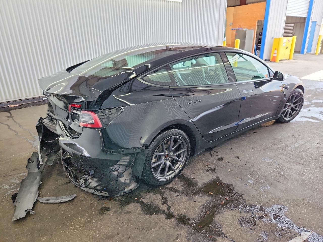 2022 TESLA MODEL 3 — снимка 3