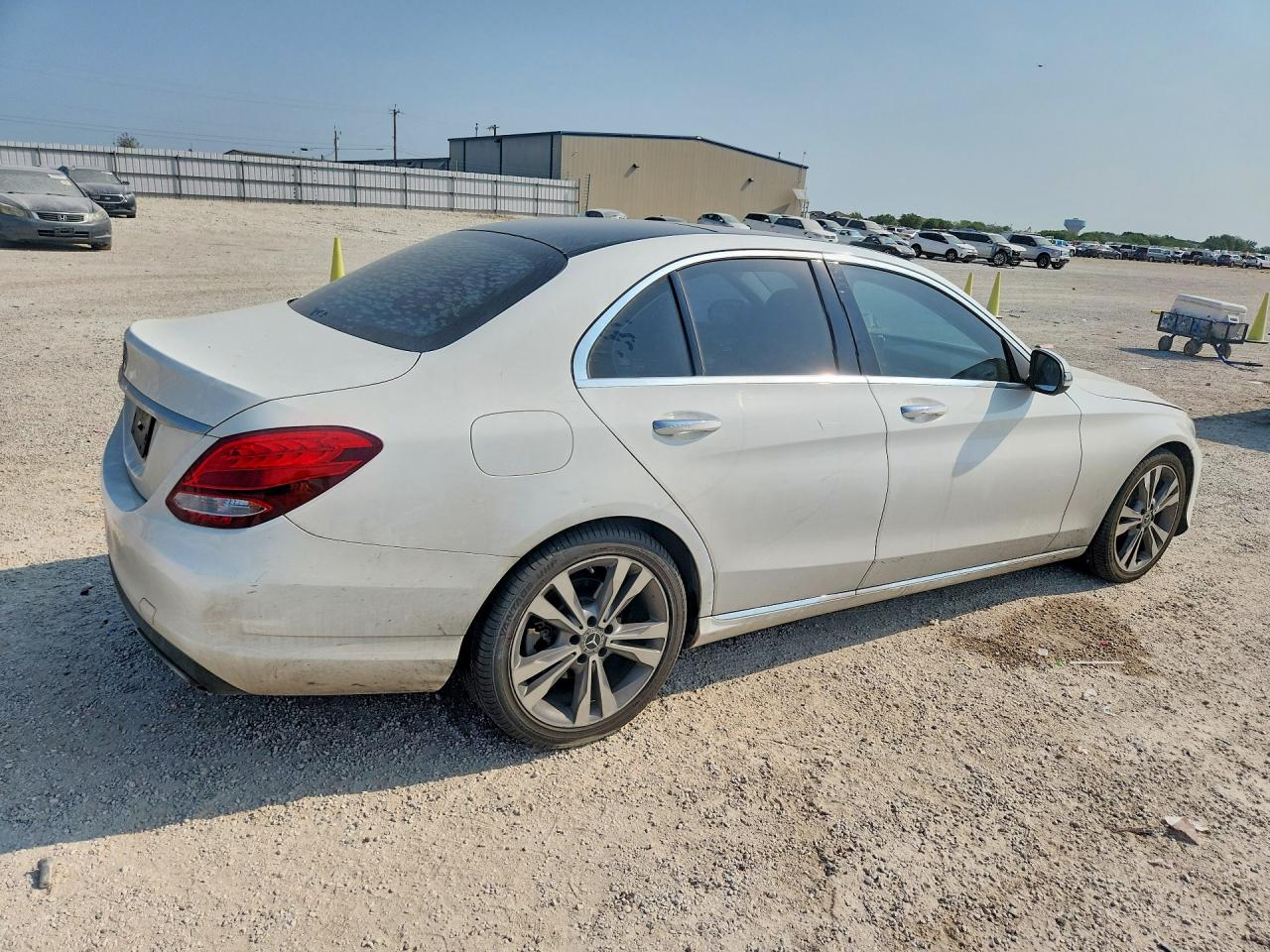 2018 MERCEDES-BENZ C 300 — снимка 3