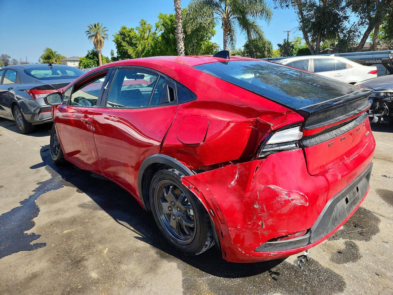 2026 TOYOTA PRIUS LE — снимка 2