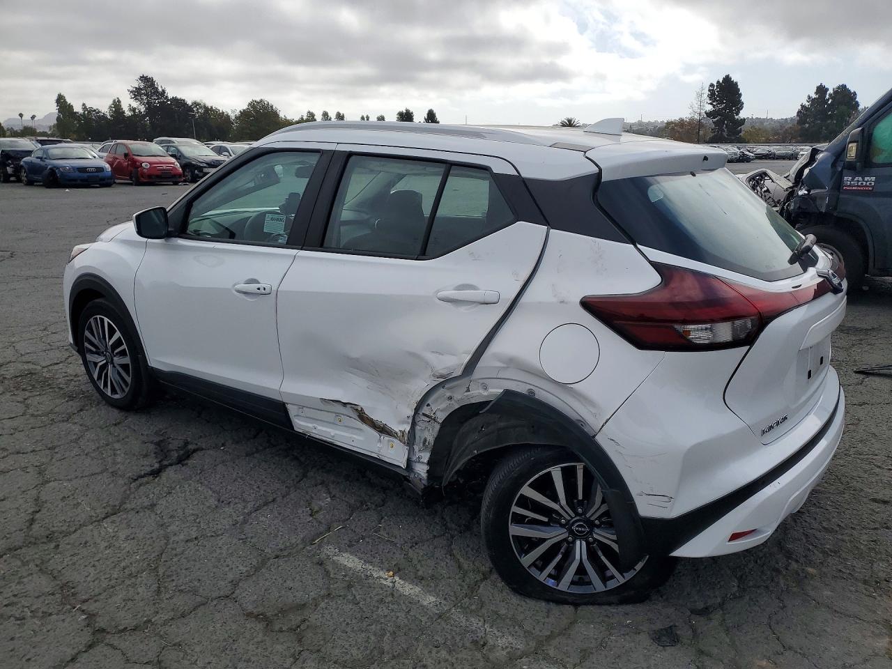 2023 NISSAN KICKS SV — снимка 2