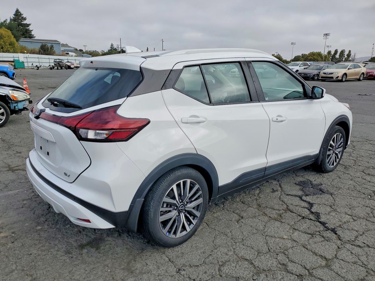 2023 NISSAN KICKS SV — снимка 3