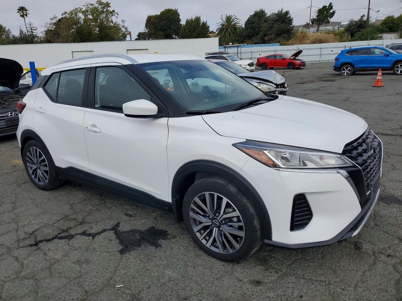 2023 NISSAN KICKS SV — снимка 4