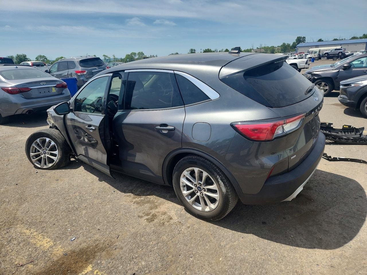 2020 FORD ESCAPE SE — снимка 2