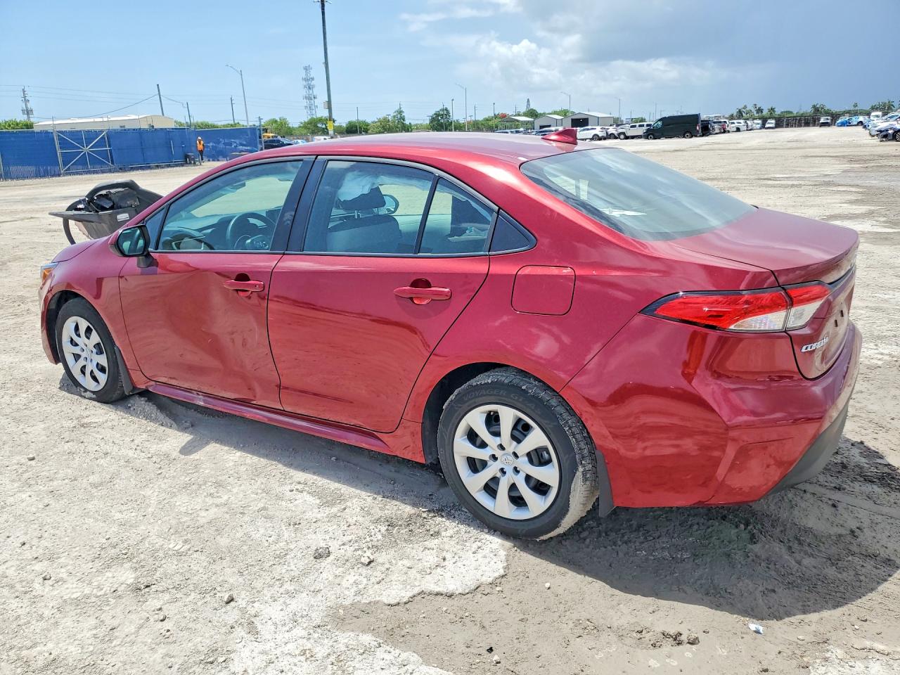 2025 TOYOTA COROLLA LE — снимка 2