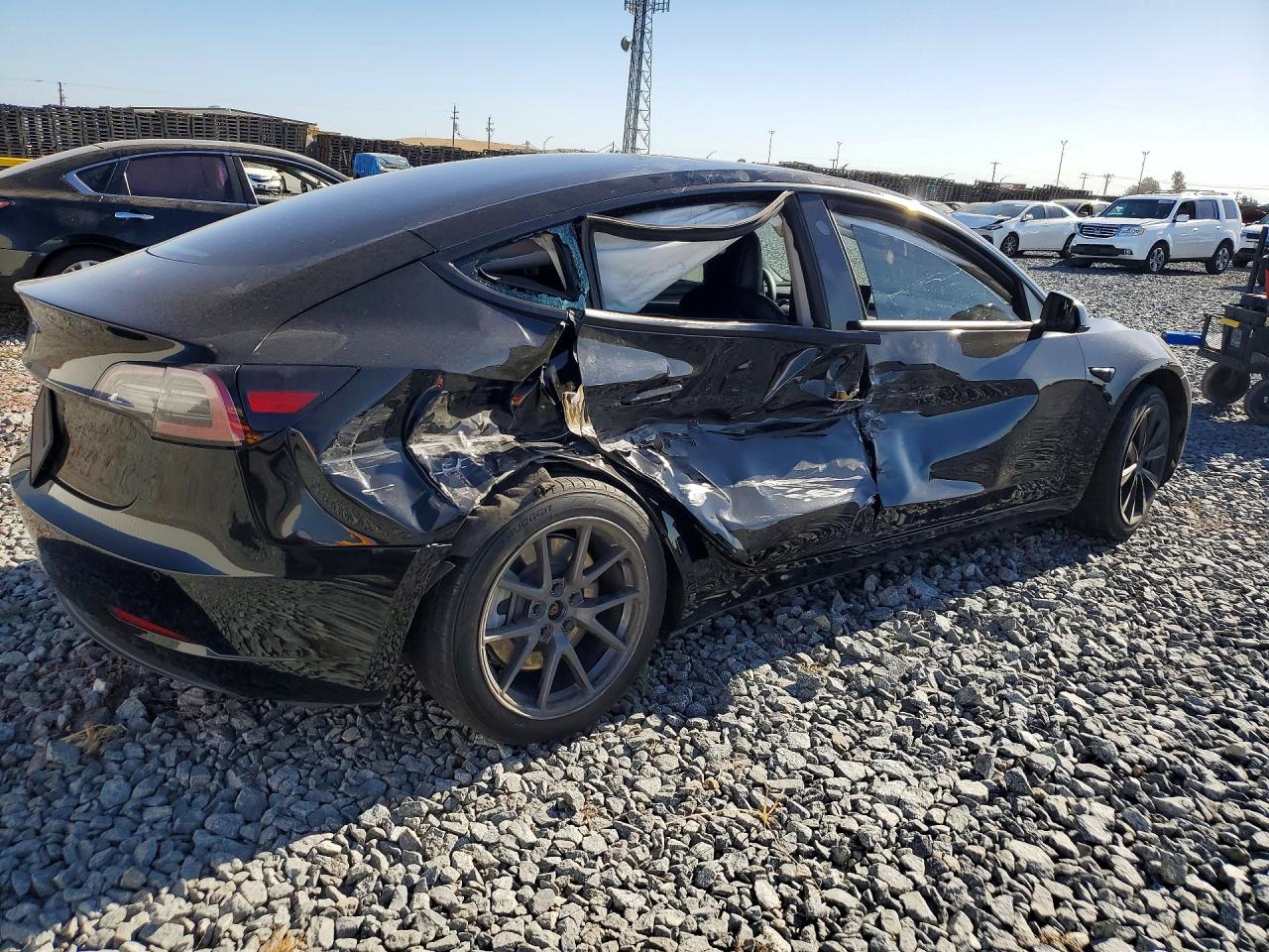 2021 TESLA MODEL 3 — снимка 3