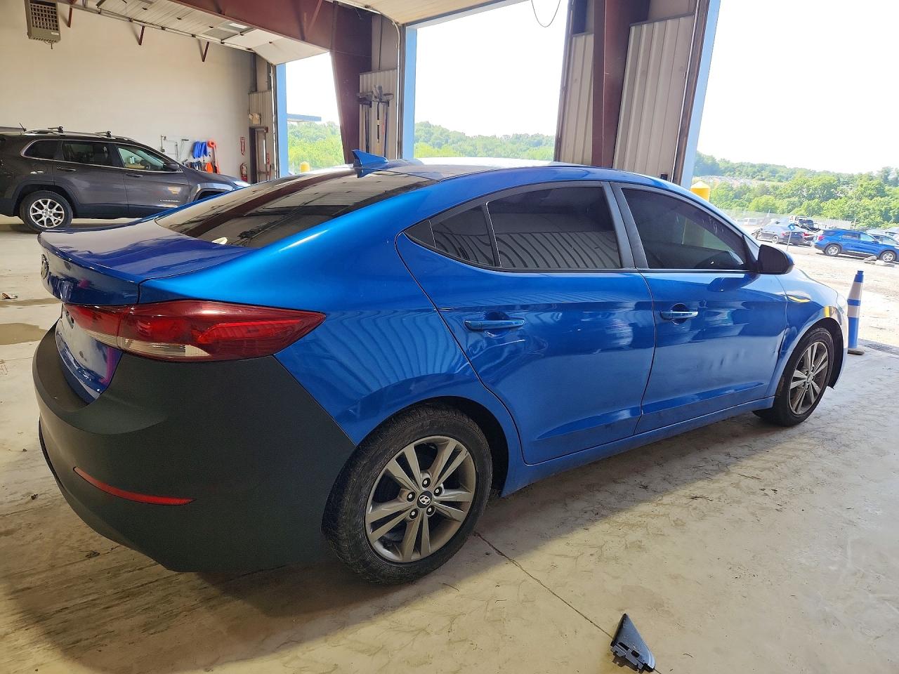 2017 HYUNDAI ELANTRA SE — снимка 3