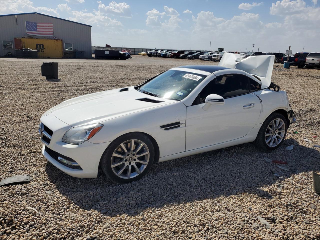 2016 MERCEDES-BENZ SLK 300