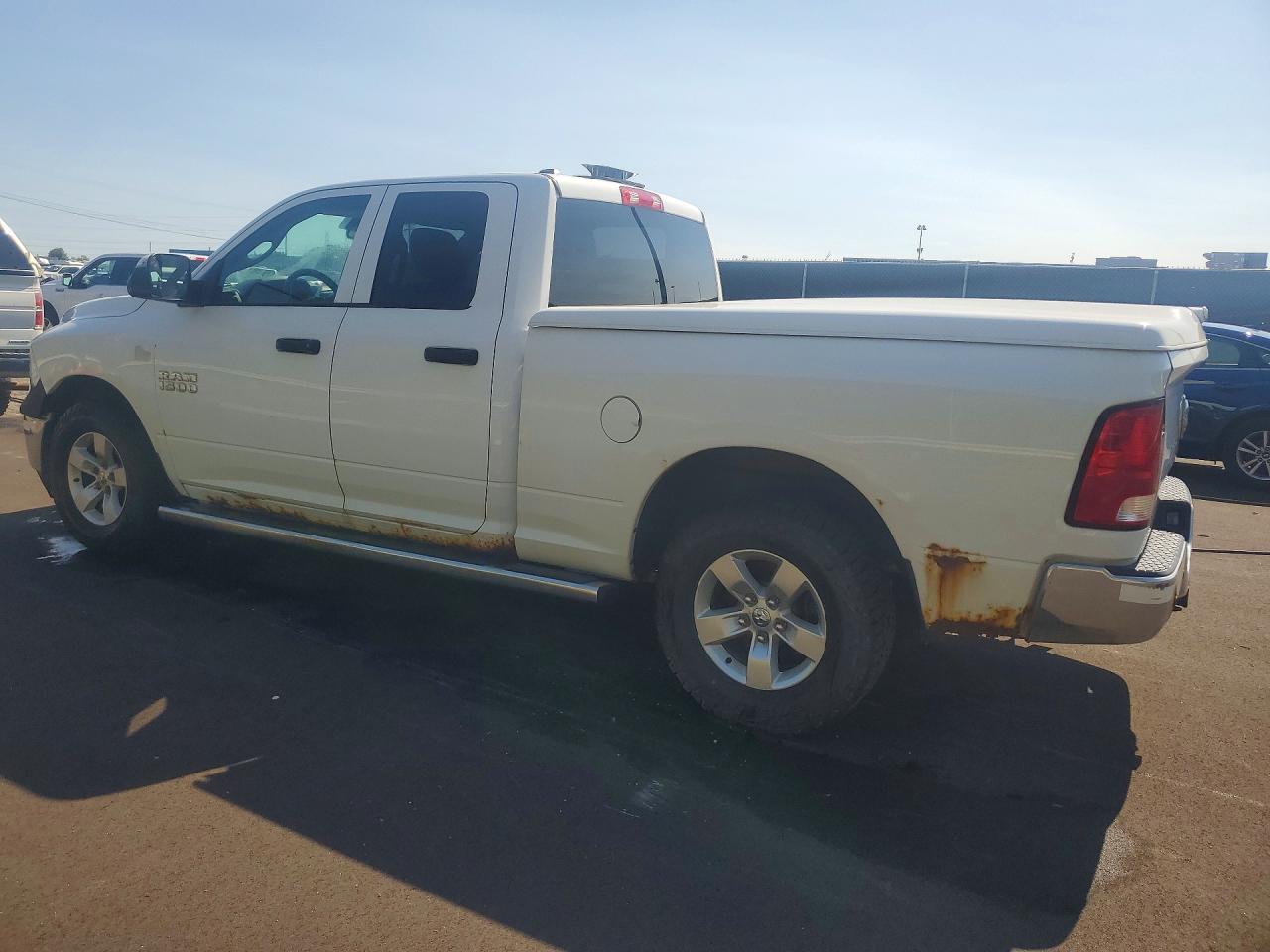 2015 RAM 1500 ST — снимка 2