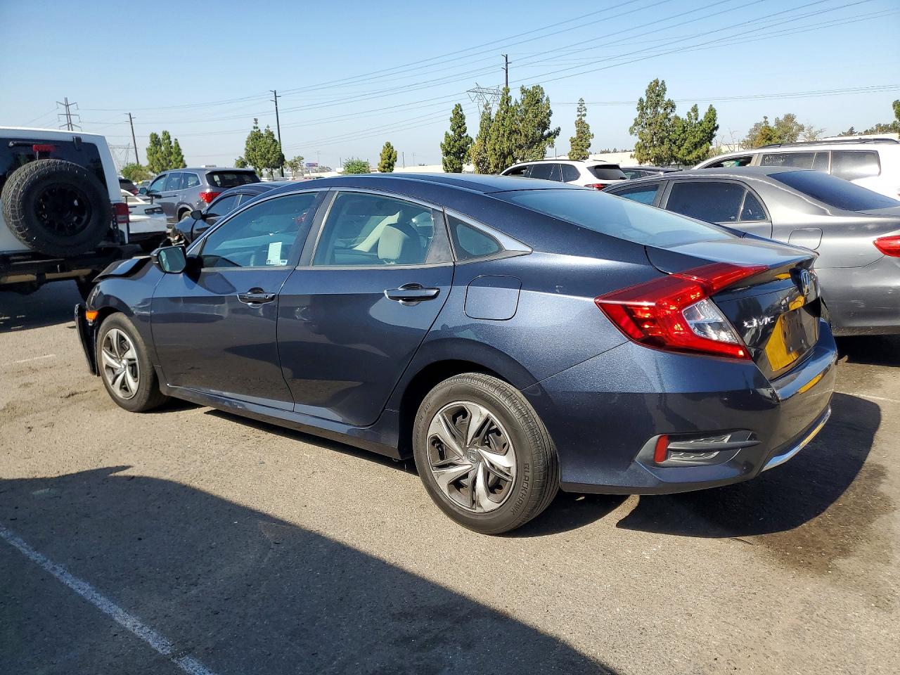 2020 HONDA CIVIC LX — снимка 2