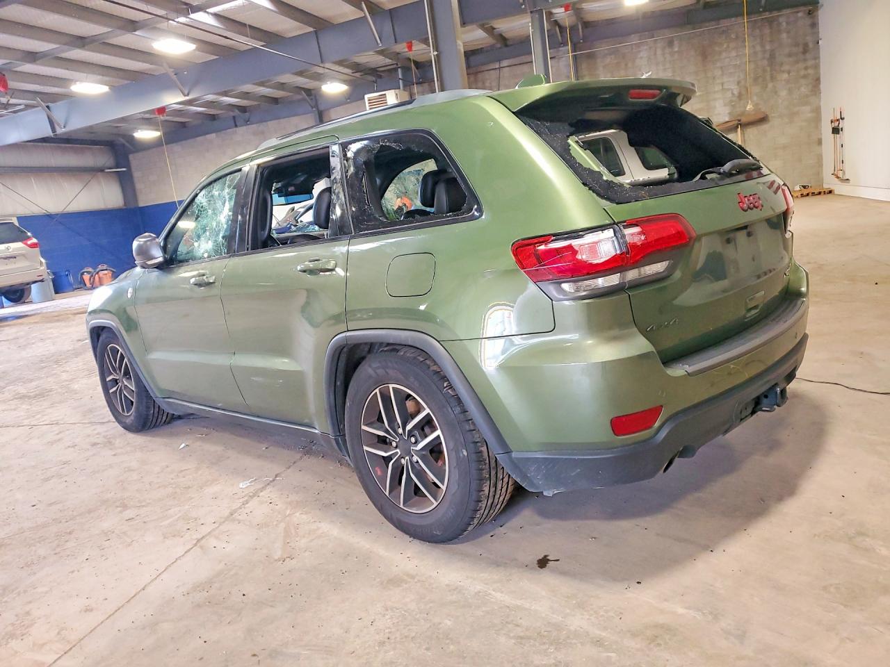 2020 JEEP GRAND CHEROKEE TRAILHAWK — снимка 2