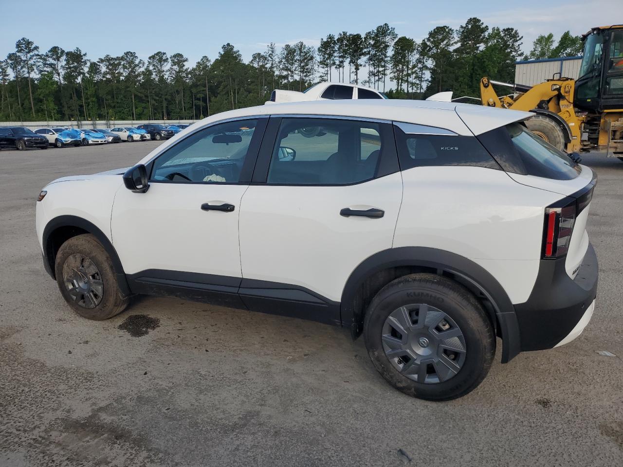 2025 NISSAN KICKS S — снимка 2