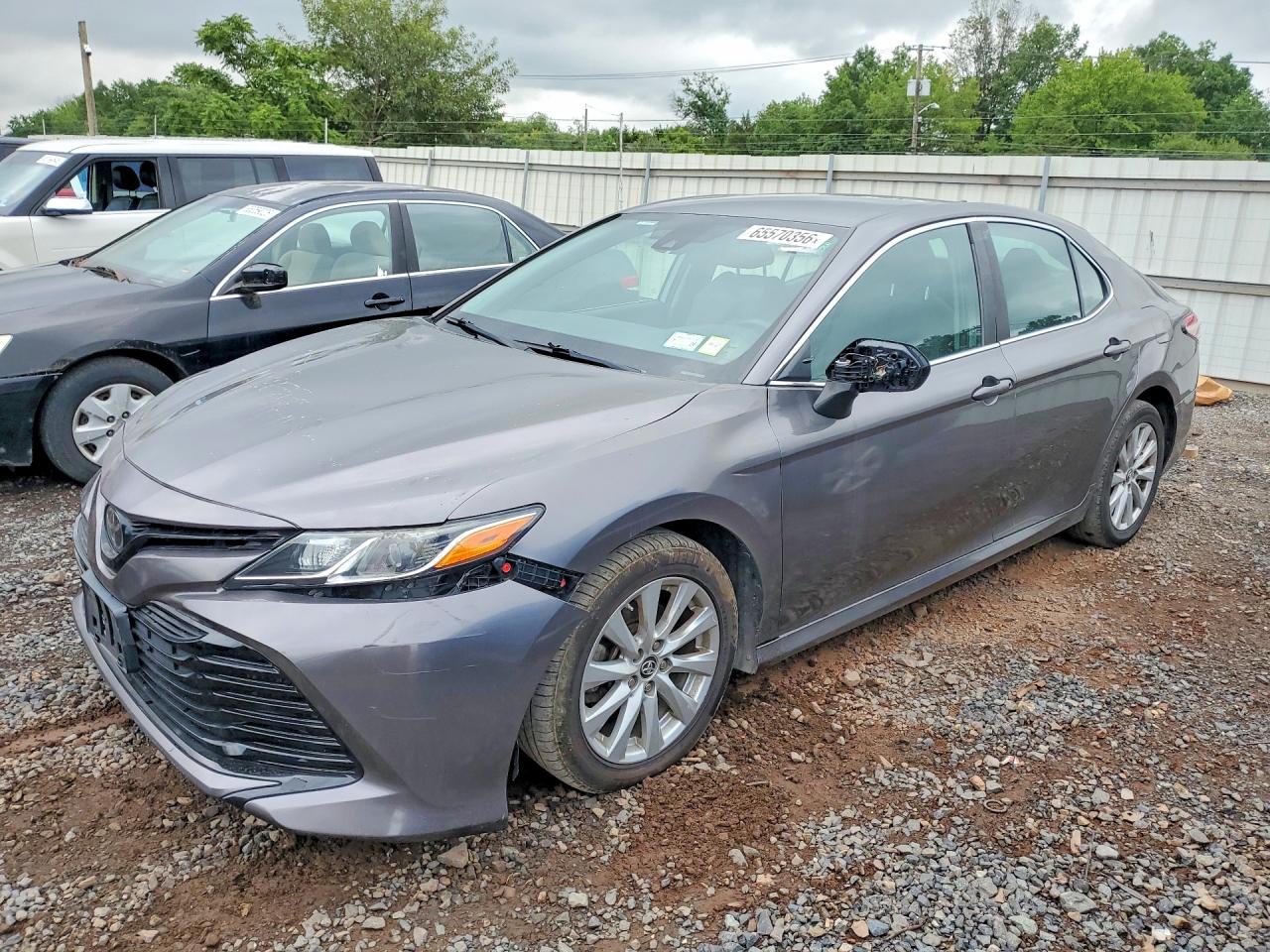 2019 TOYOTA CAMRY LE