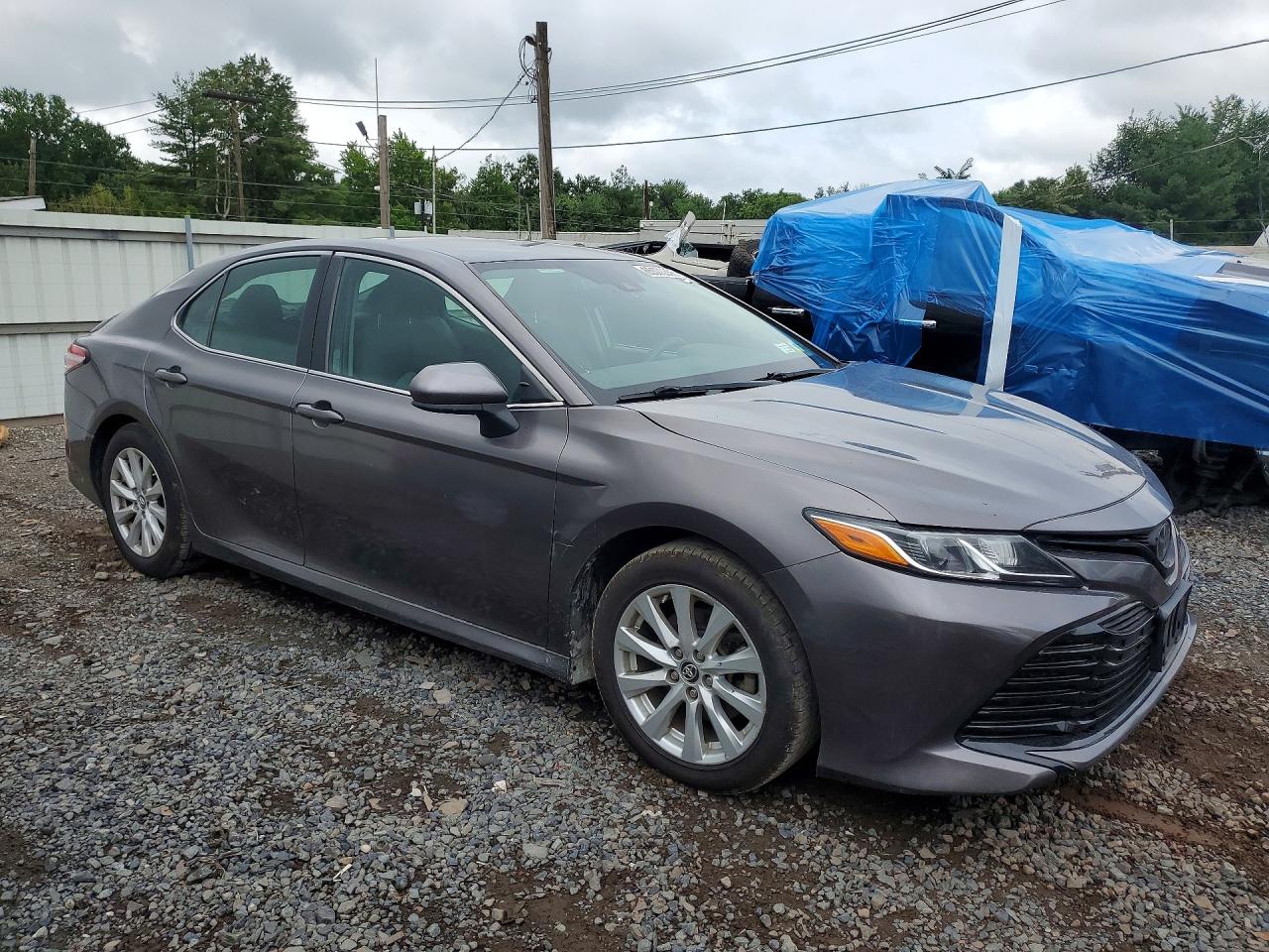 2019 TOYOTA CAMRY LE — снимка 4