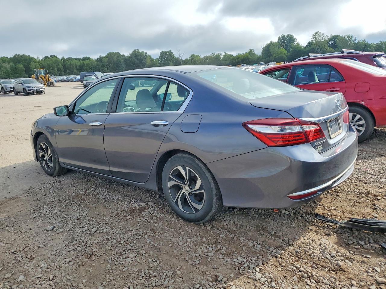 2017 HONDA ACCORD LX — снимка 2