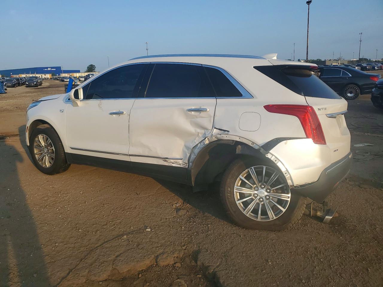 2019 CADILLAC XT5 LUXURY — снимка 2