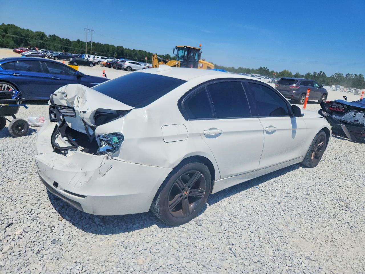 2015 BMW 328 I — снимка 3