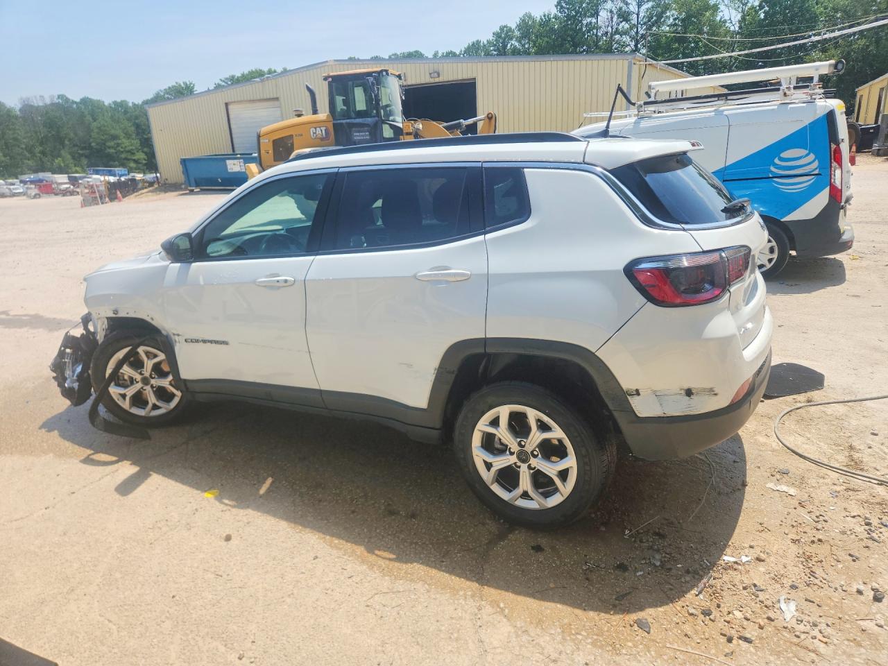 2025 JEEP COMPASS LATITUDE — снимка 2