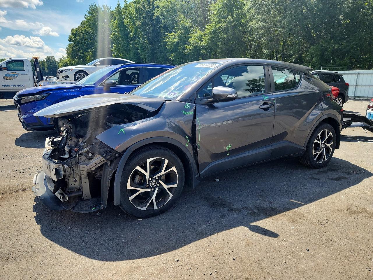 2018 TOYOTA C-HR XLE PREMIUM
