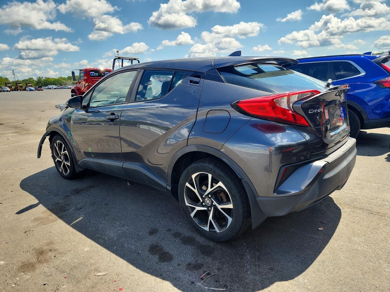 2018 TOYOTA C-HR XLE PREMIUM — снимка 2