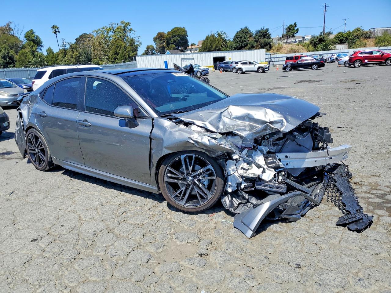 2026 TOYOTA CAMRY XSE — снимка 4
