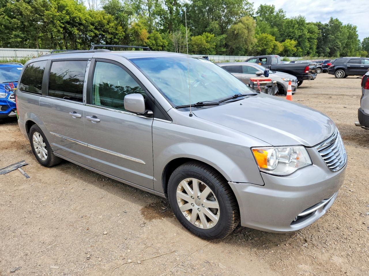 2016 CHRYSLER TOWN & COUNTRY TOURING — снимка 4