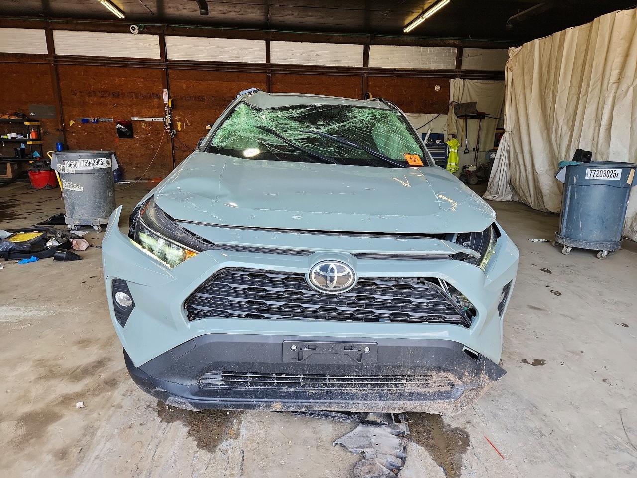 2019 TOYOTA RAV4 XLE — снимка 5