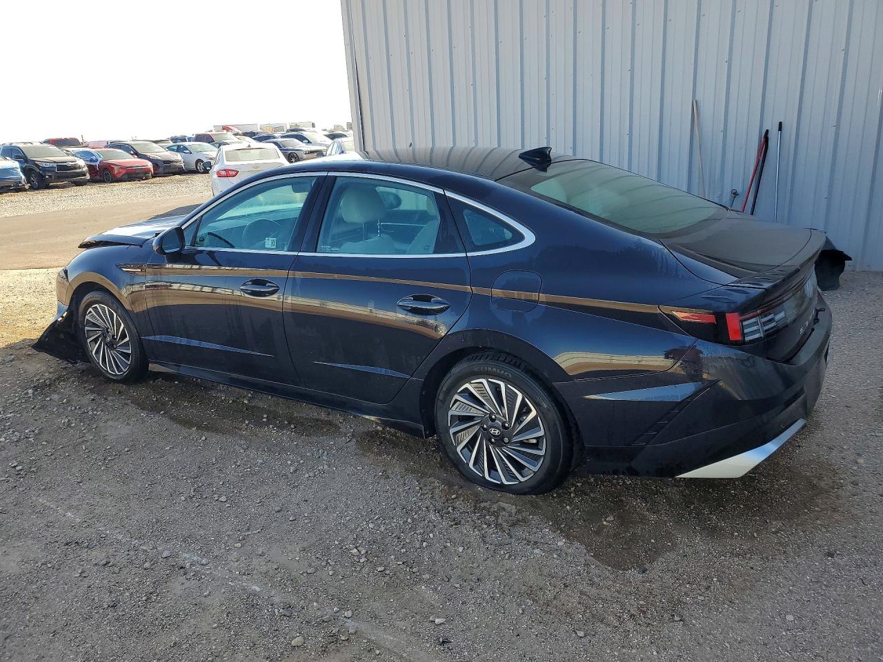 2024 HYUNDAI SONATA HYBRID SEL — снимка 2