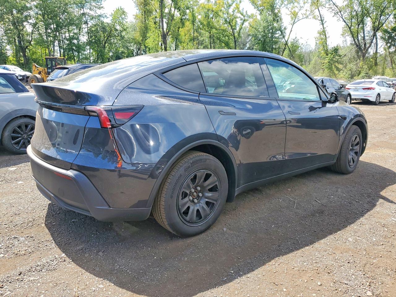 2026 TESLA MODEL Y — снимка 3