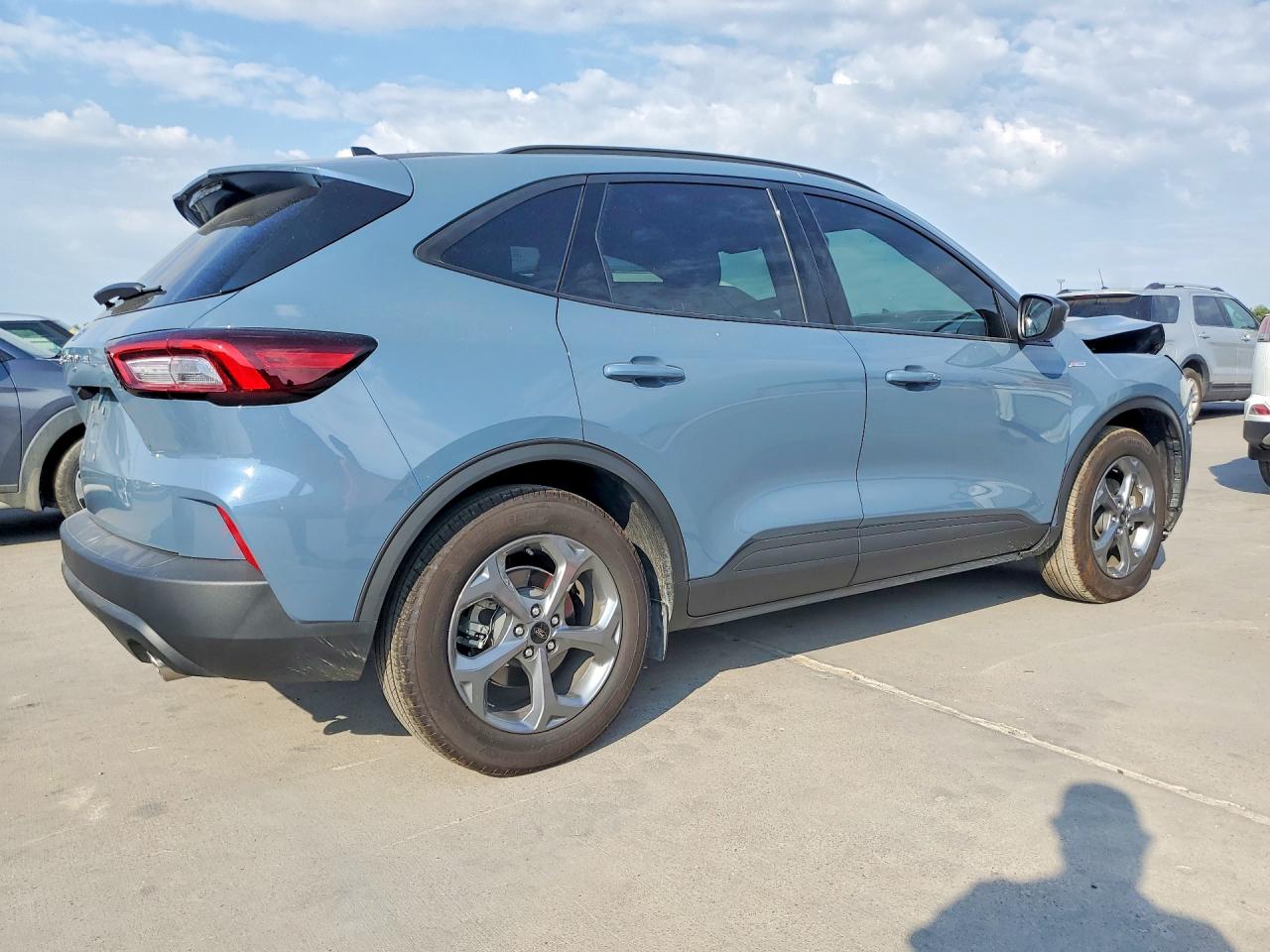2026 FORD ESCAPE ST LINE — photo 3