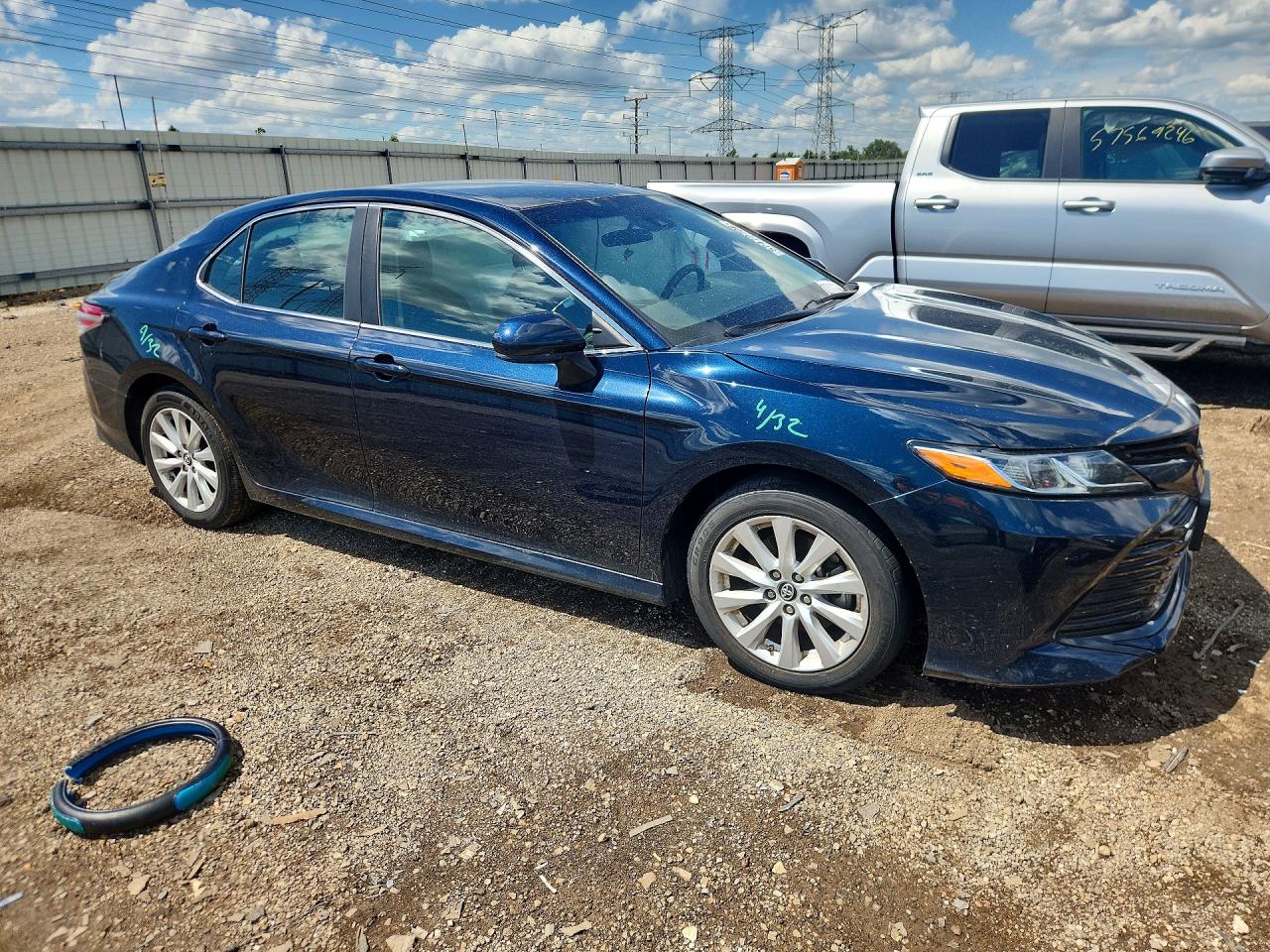 2018 TOYOTA CAMRY LE — снимка 4