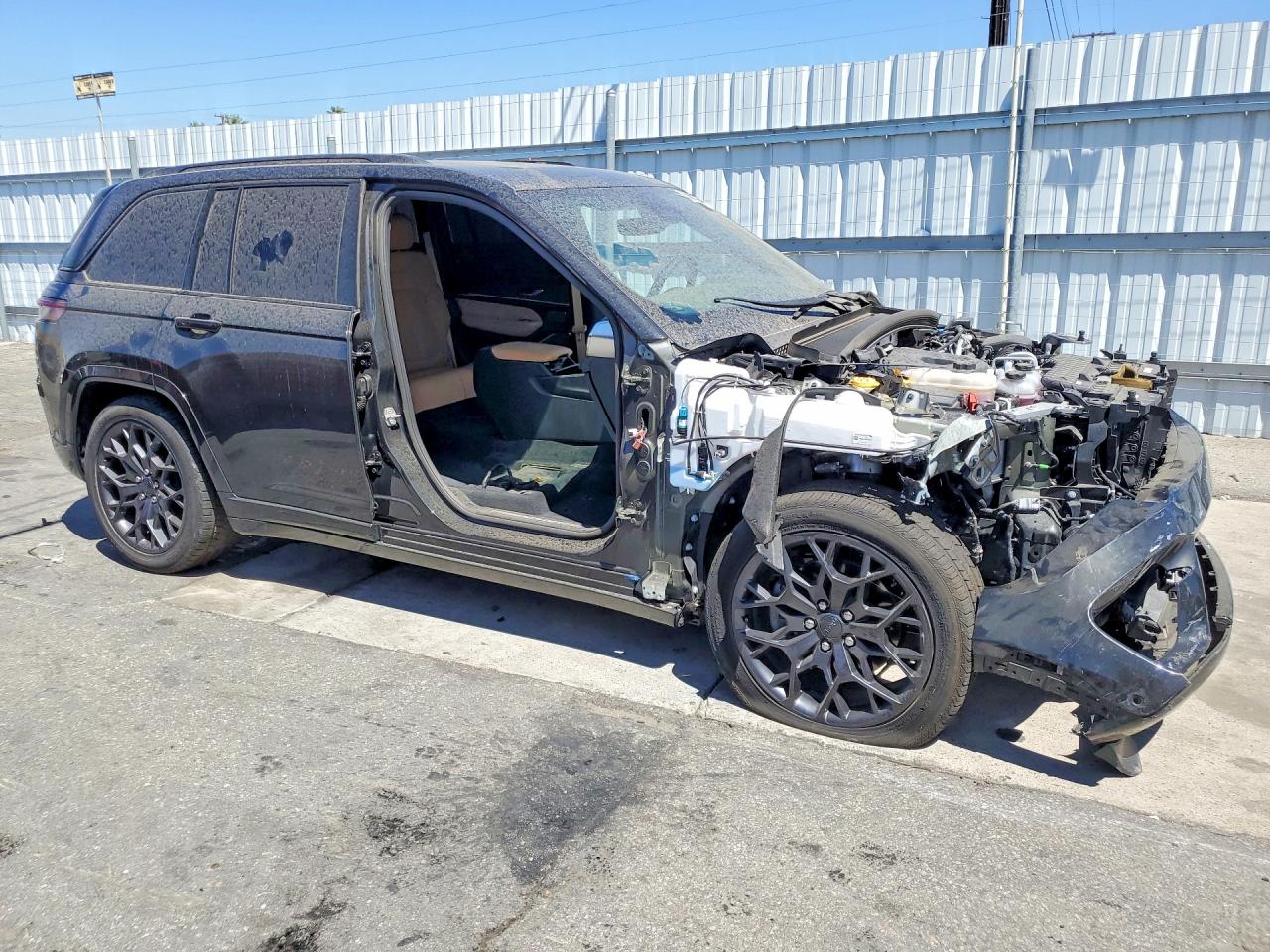 2024 JEEP GRAND CHEROKEE SUMMIT 4XE — снимка 4