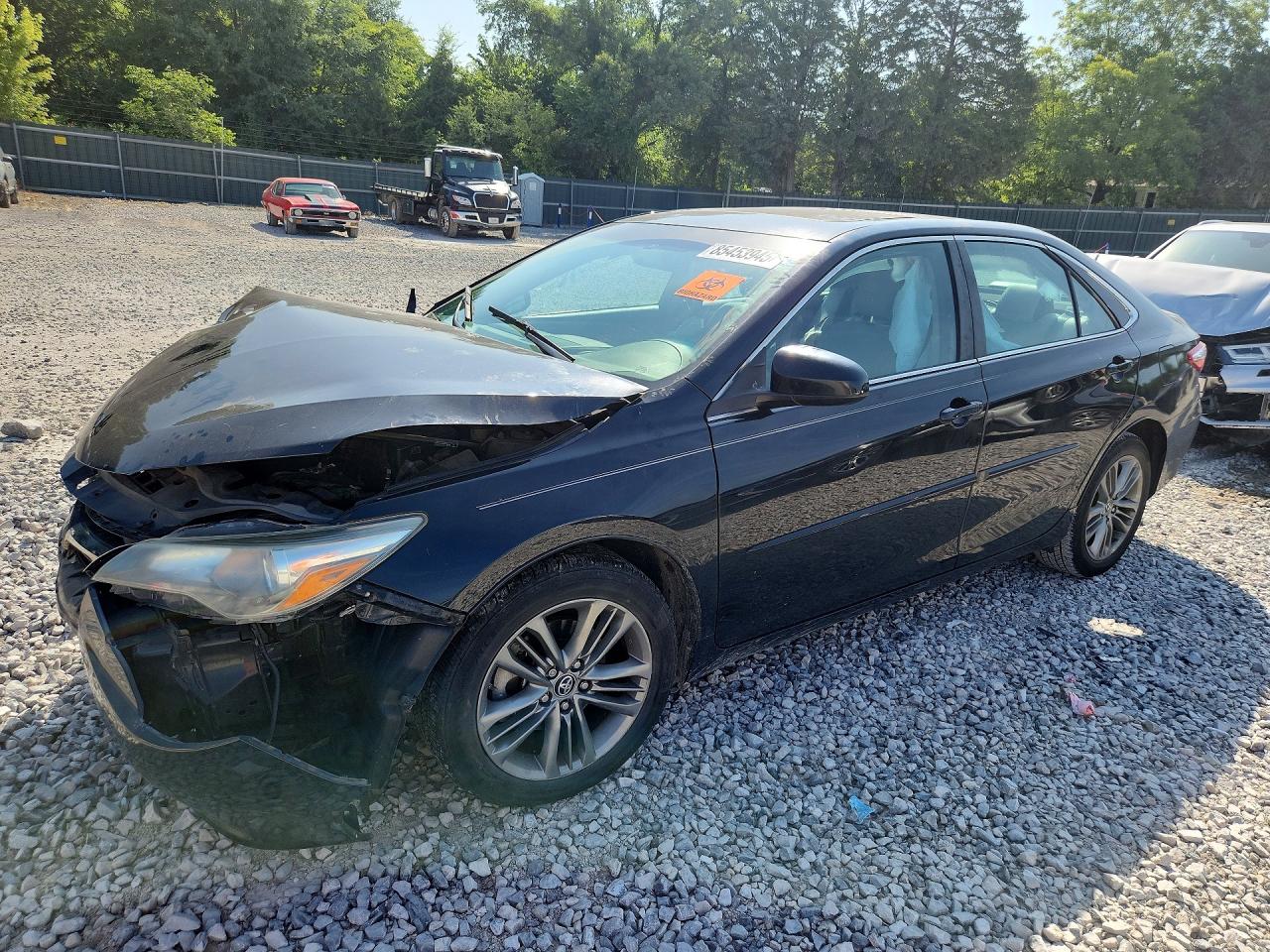 2017 TOYOTA CAMRY SE