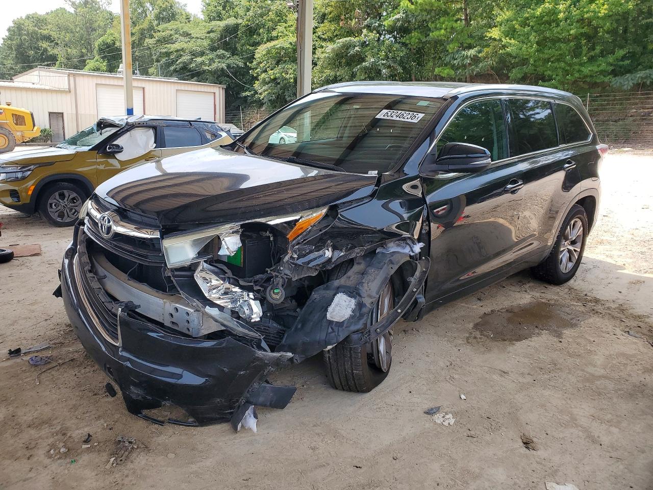 2015 TOYOTA HIGHLANDER XLE