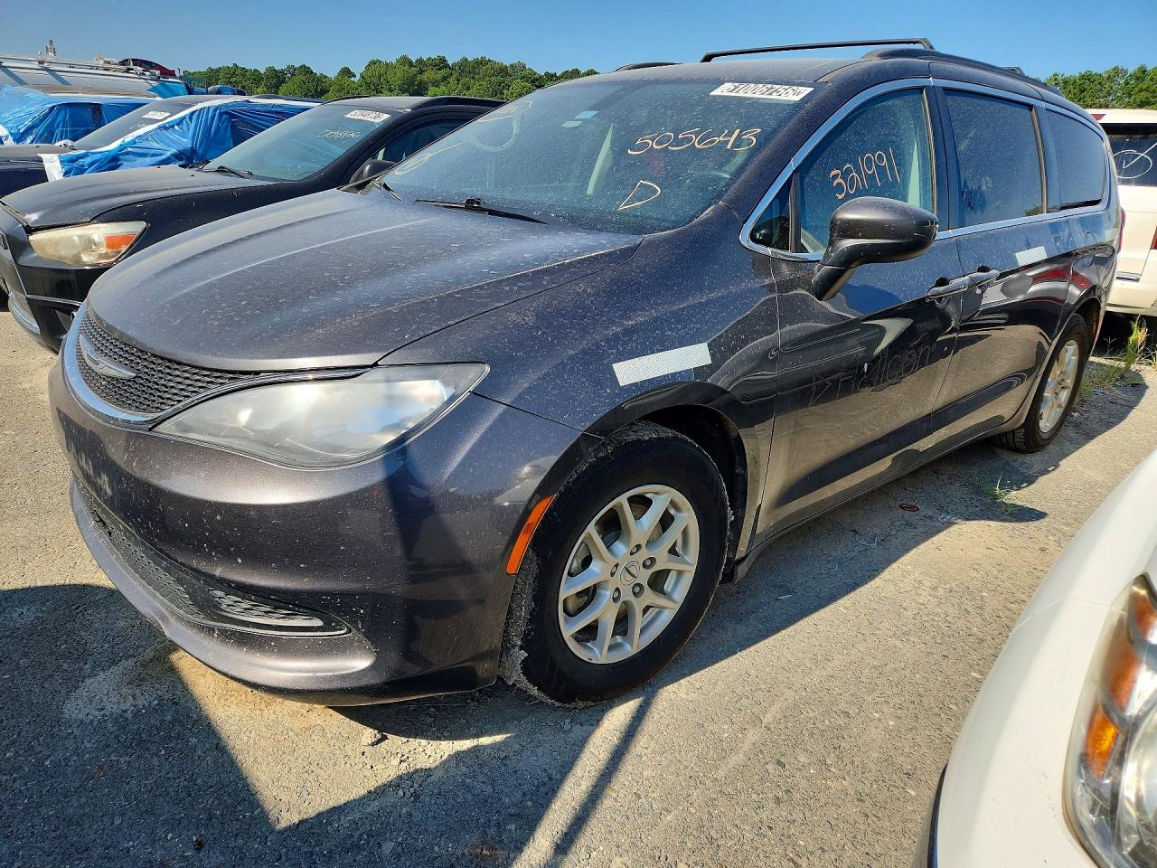 2021 CHRYSLER VOYAGER LXI