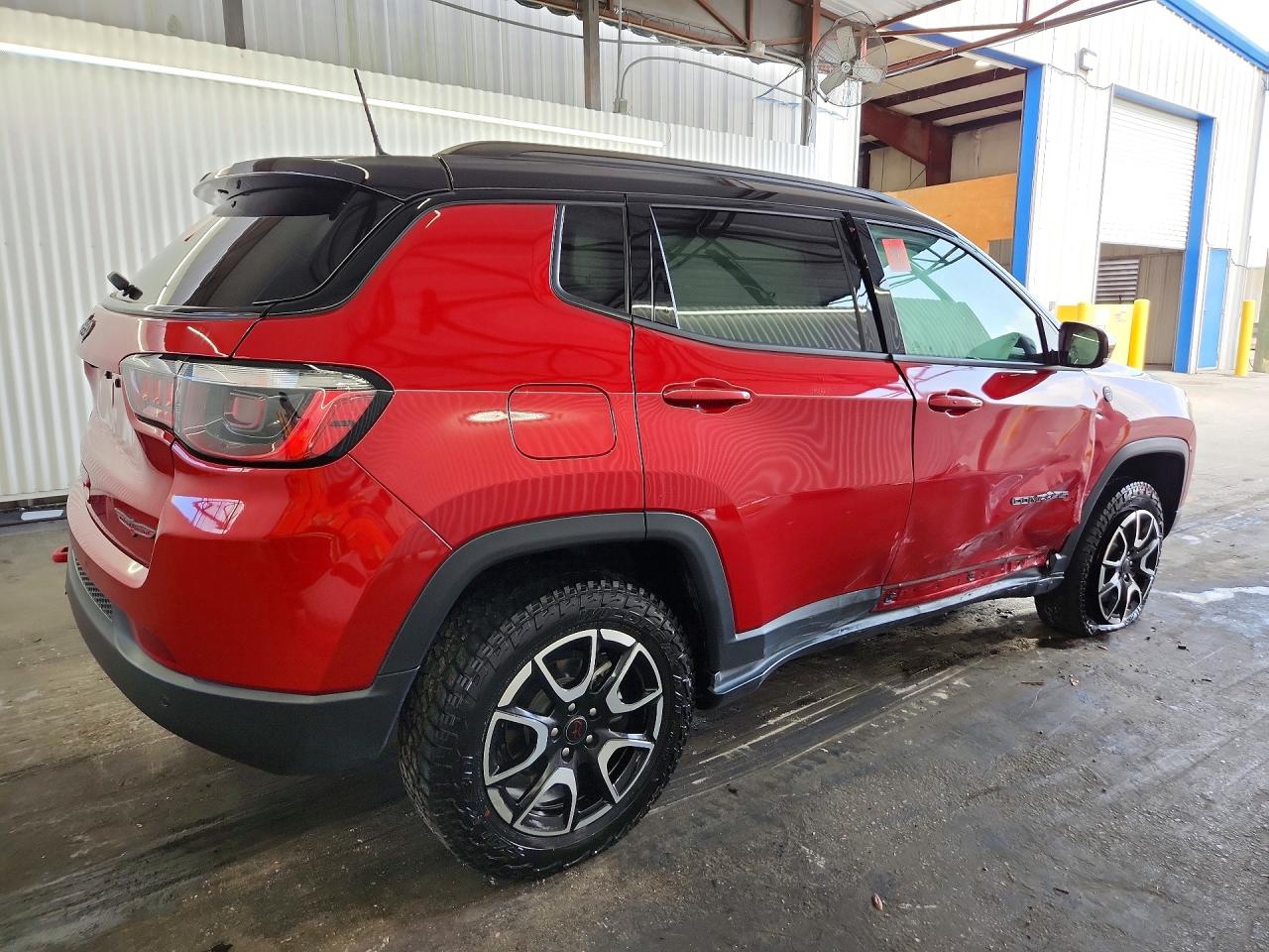 2025 JEEP COMPASS TRAILHAWK — снимка 3