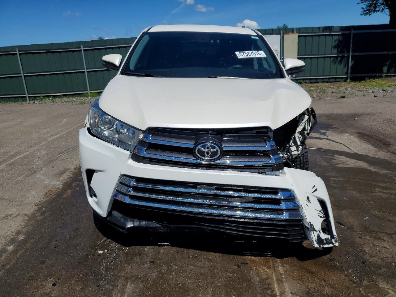 2019 TOYOTA HIGHLANDER LE — снимка 5