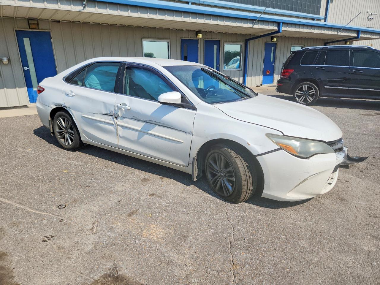 2015 TOYOTA CAMRY SE — снимка 4