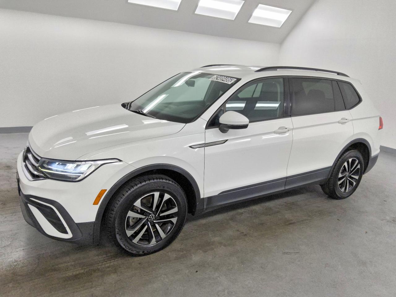2022 VOLKSWAGEN TIGUAN S
