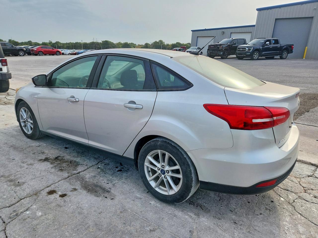 2017 FORD FOCUS SE — снимка 2