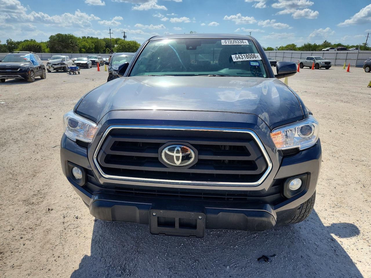 2022 TOYOTA TACOMA SR5 V6 — снимка 5