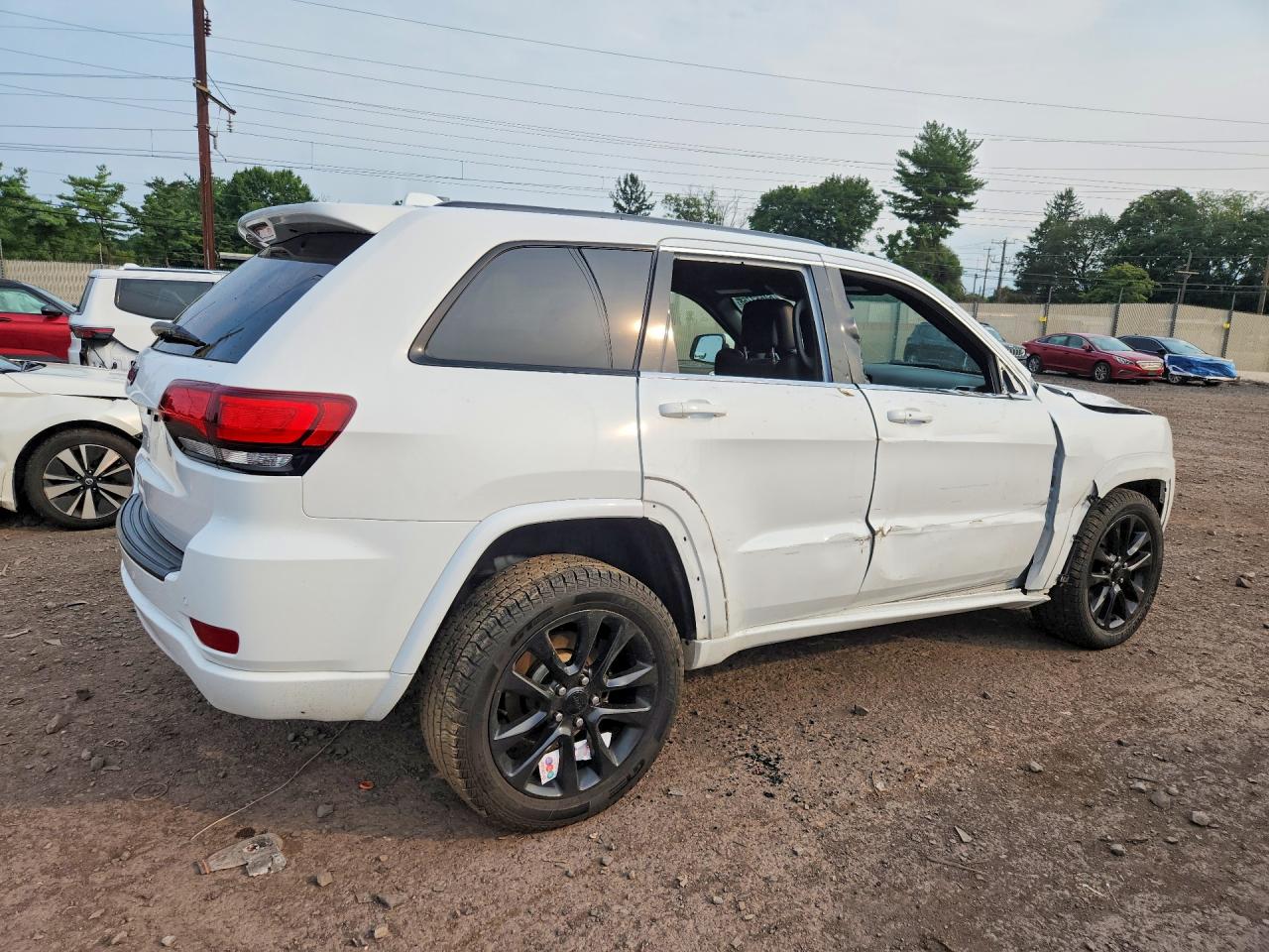 2021 JEEP GRAND CHEROKEE LAREDO — снимка 3