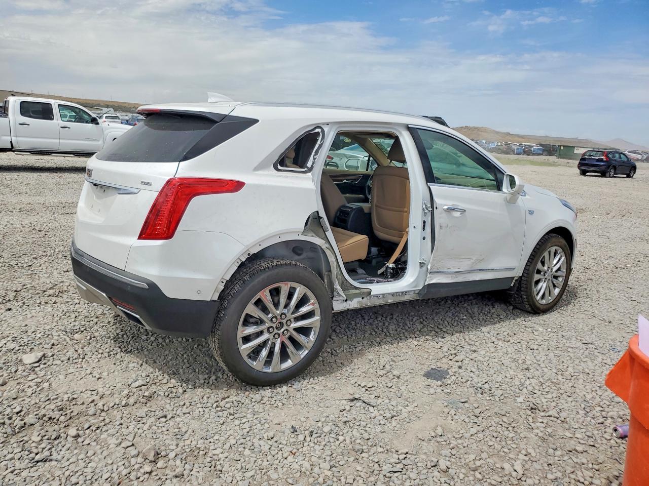 2019 CADILLAC XT5 PLATINUM — снимка 3