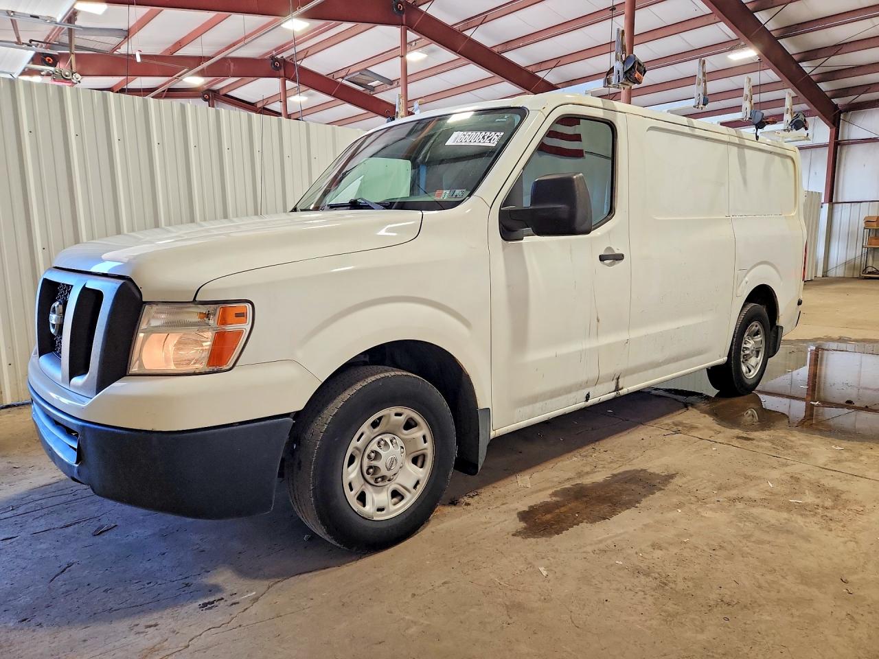 2018 NISSAN NV 2500 HD SV